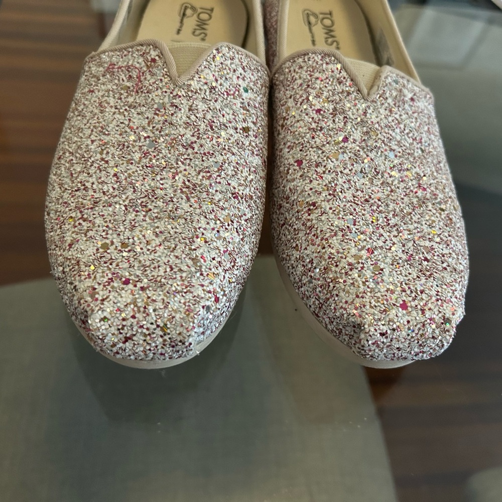 Glitter shoes